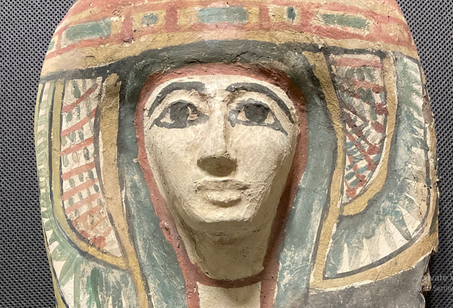 UK Court Jails Smuggler Over Looted Egyptian Antiquities
